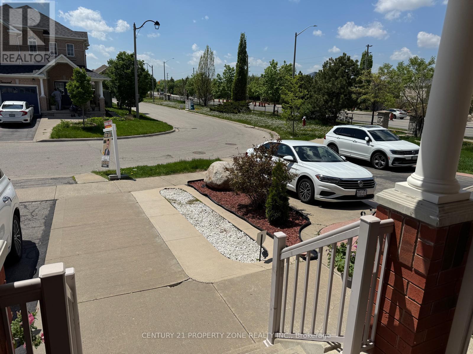 56 Attview Crescent, Brampton, Ontario  L6P 2R5 - Photo 25 - W12157086