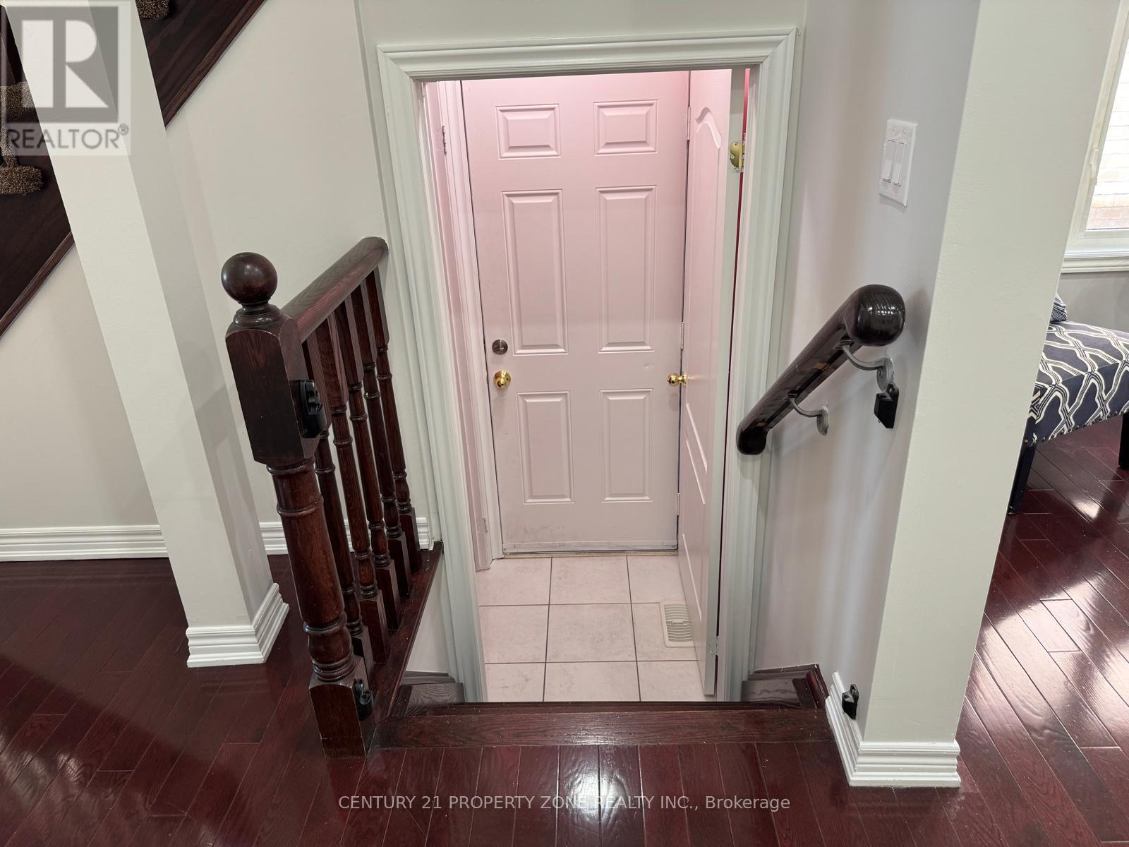 56 Attview Crescent, Brampton, Ontario  L6P 2R5 - Photo 30 - W12157086