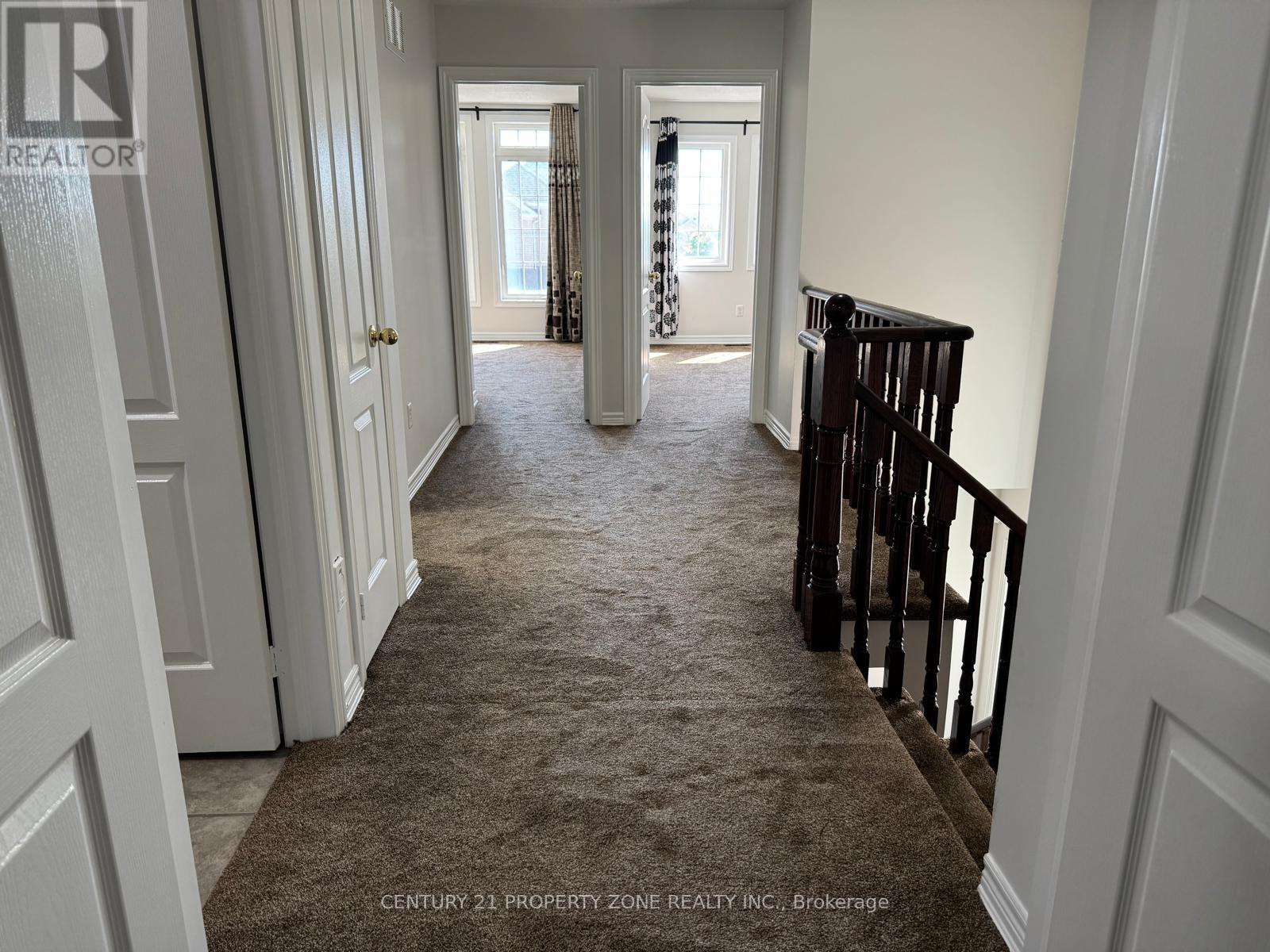 56 Attview Crescent, Brampton, Ontario  L6P 2R5 - Photo 8 - W12157086