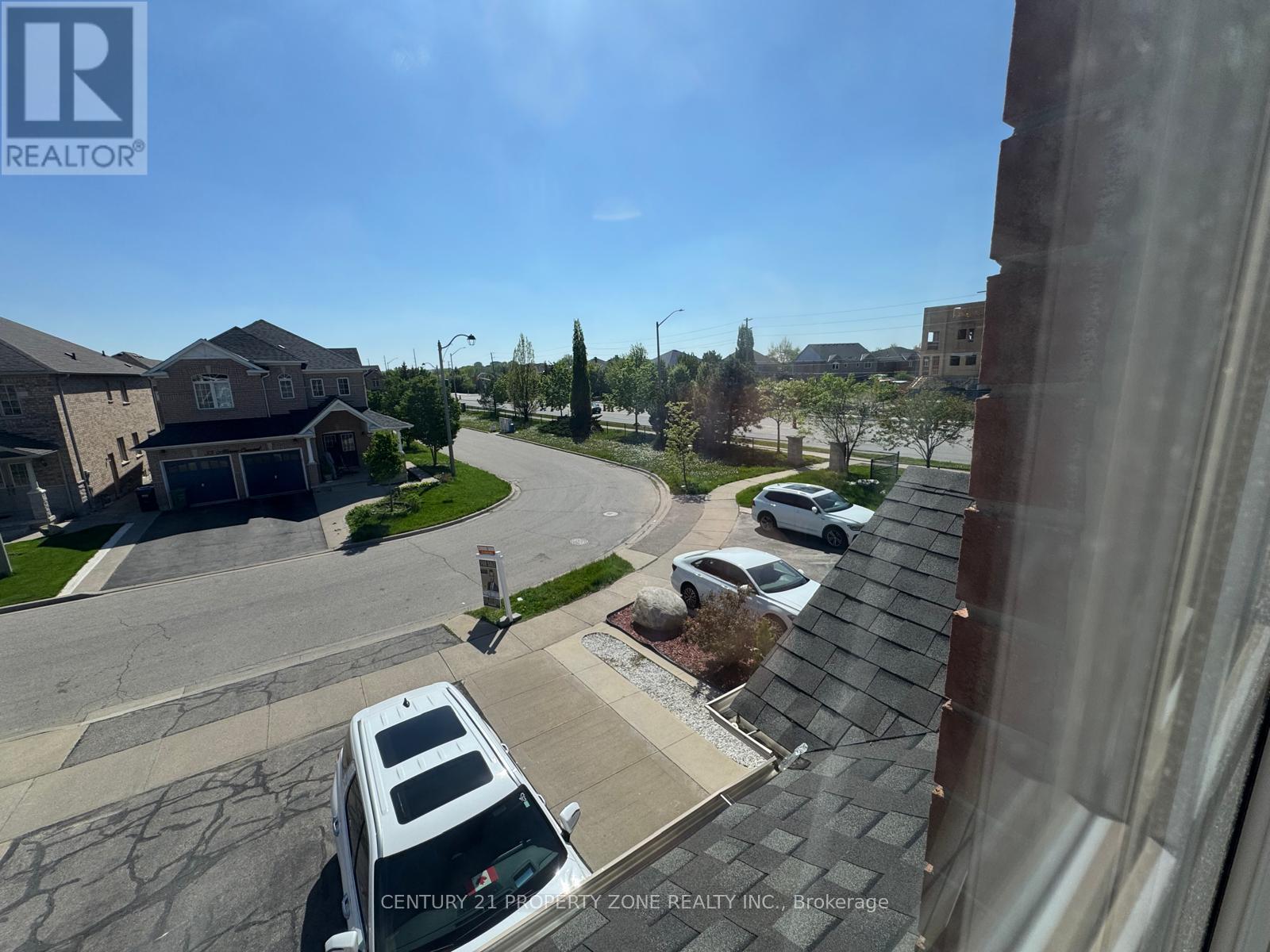 56 Attview Crescent, Brampton, Ontario  L6P 2R5 - Photo 33 - W12157086