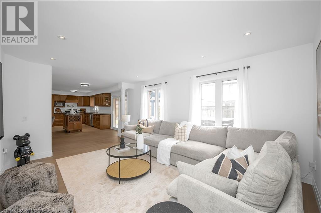 11 Eric Burke Court, Hamilton, Ontario  L9A 5J9 - Photo 8 - 40730465