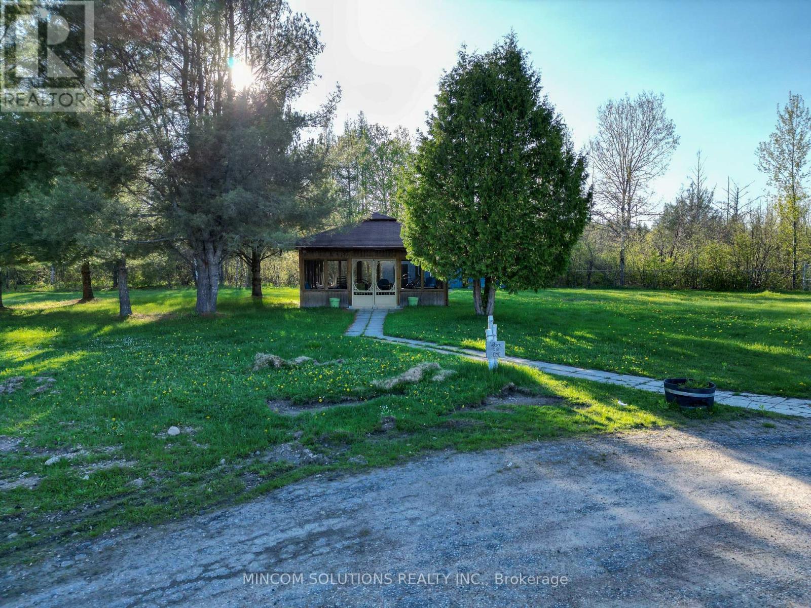 102 Corkery Street, Powassan, Ontario  P0H 2L0 - Photo 43 - X12018812