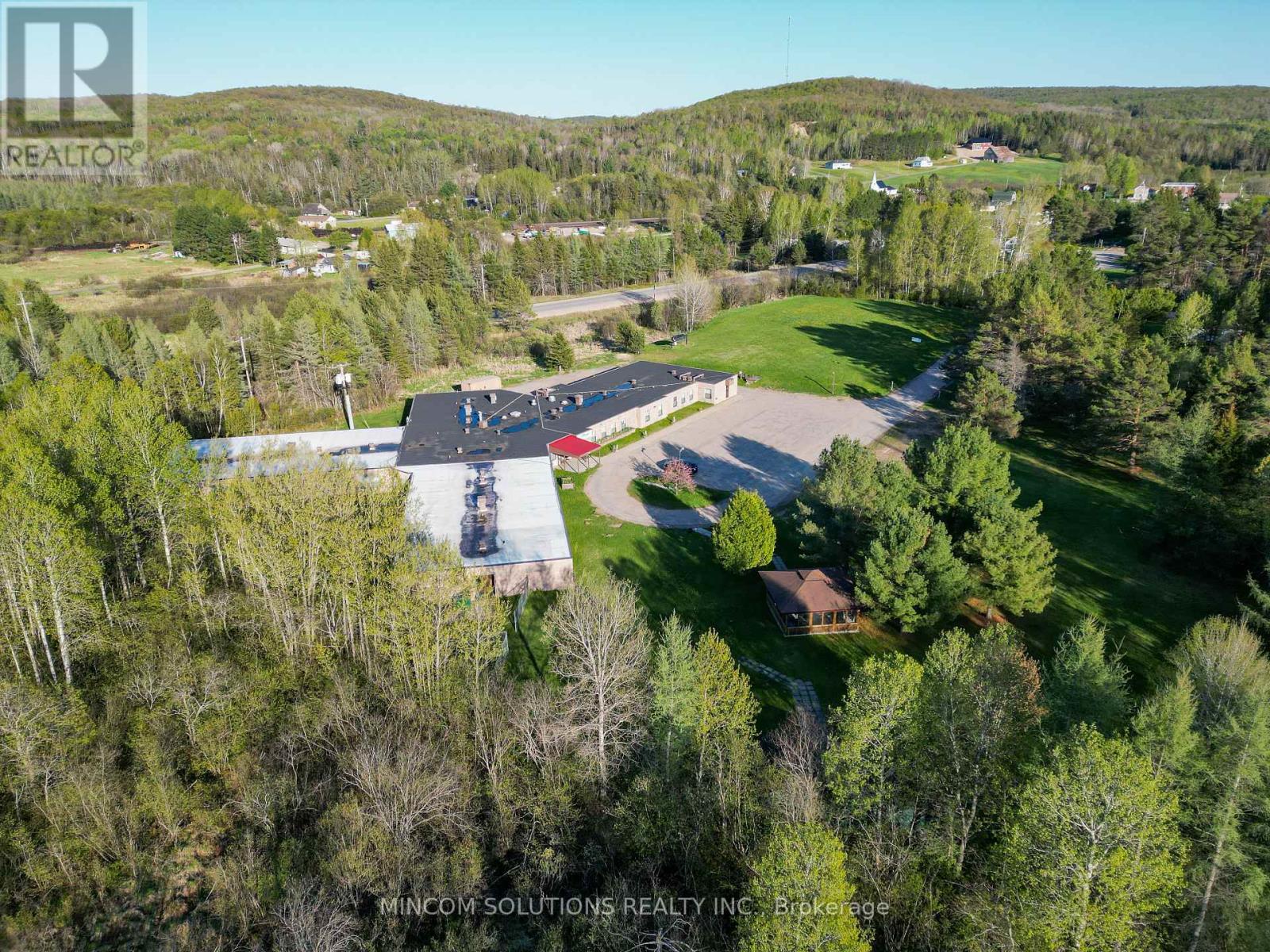 102 Corkery Street, Powassan, Ontario  P0H 2L0 - Photo 40 - X12018812