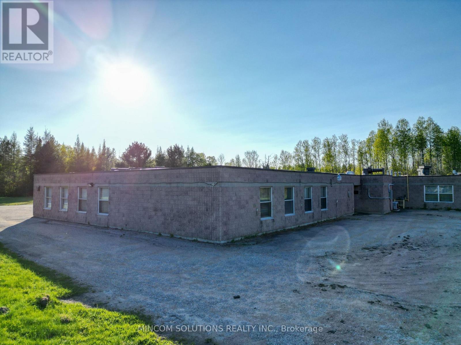 102 Corkery Street, Powassan, Ontario  P0H 2L0 - Photo 44 - X12018812