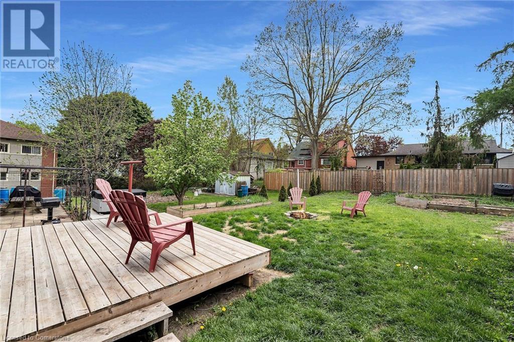 11 Spadina Road E, Kitchener, Ontario  N2M 3X2 - Photo 31 - 40730075