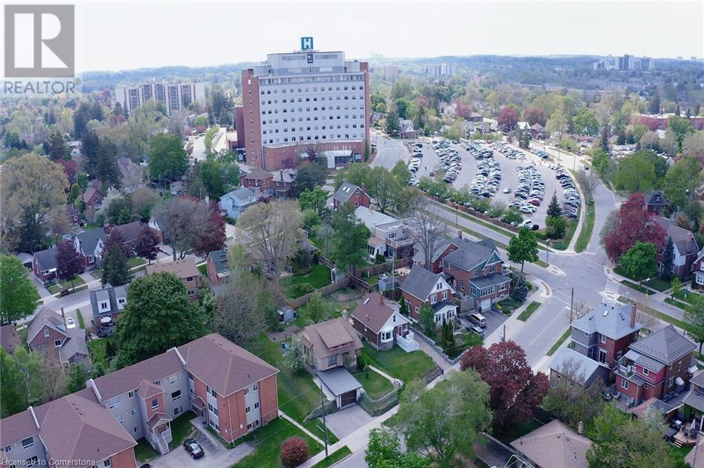 11 Spadina Road E, Kitchener, Ontario  N2M 3X2 - Photo 36 - 40730075