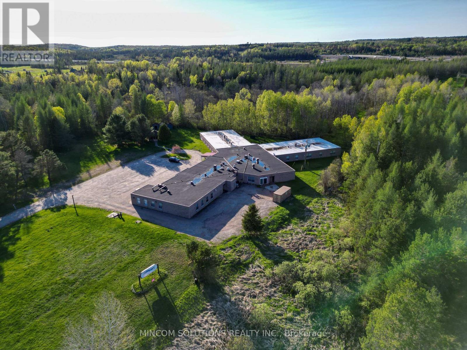 102 Corkery Street, Powassan, Ontario  P0H 2L0 - Photo 38 - X12018812