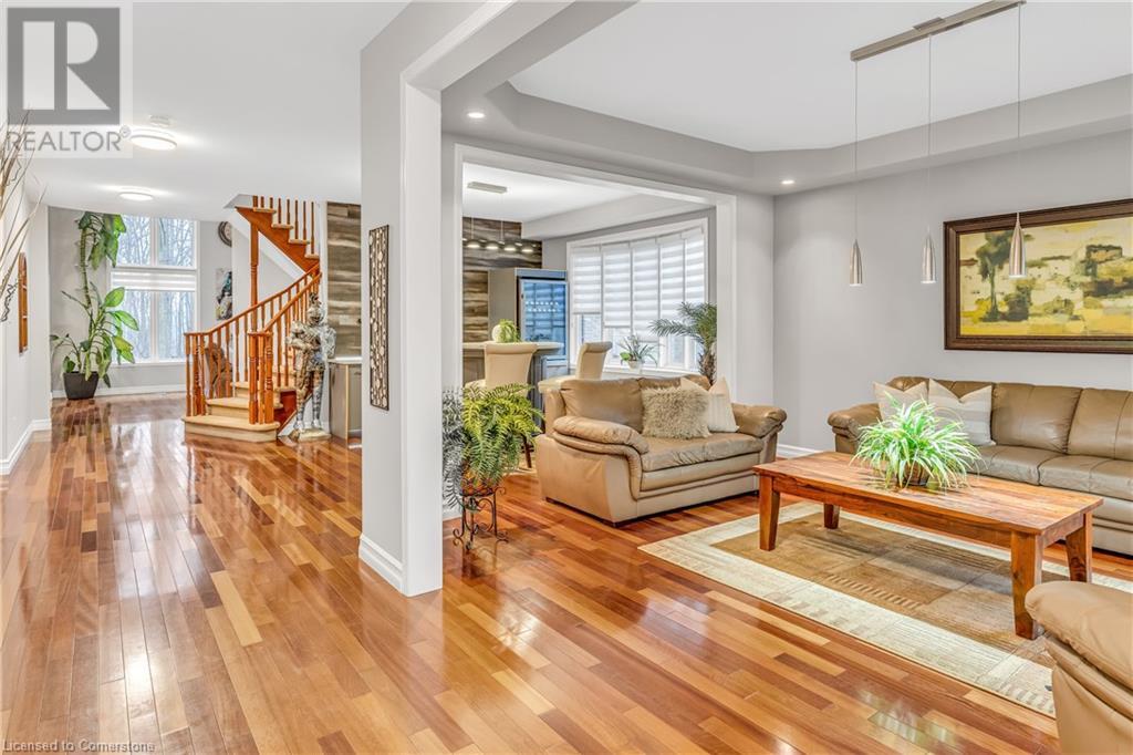 Property at 532 WOODFIELD Court image 4