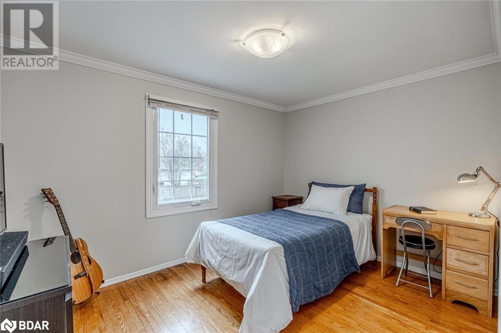 33 Porter Crescent, Barrie, Ontario  L4M 5H8 - Photo 13 - 40730439