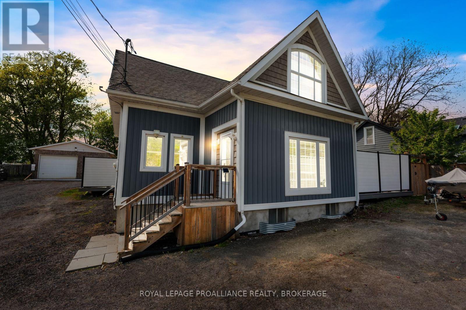 Property at 939 SYDENHAM ROAD image 2
