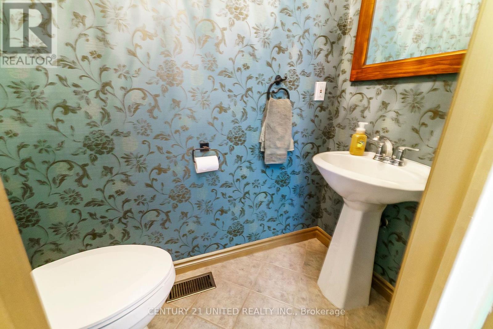 2416 Denure Drive, Peterborough West, Ontario  K9K 2L4 - Photo 20 - X12159741