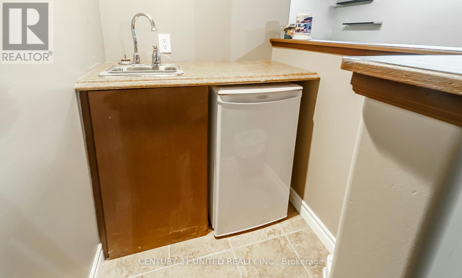 2416 Denure Drive, Peterborough West, Ontario  K9K 2L4 - Photo 31 - X12159741