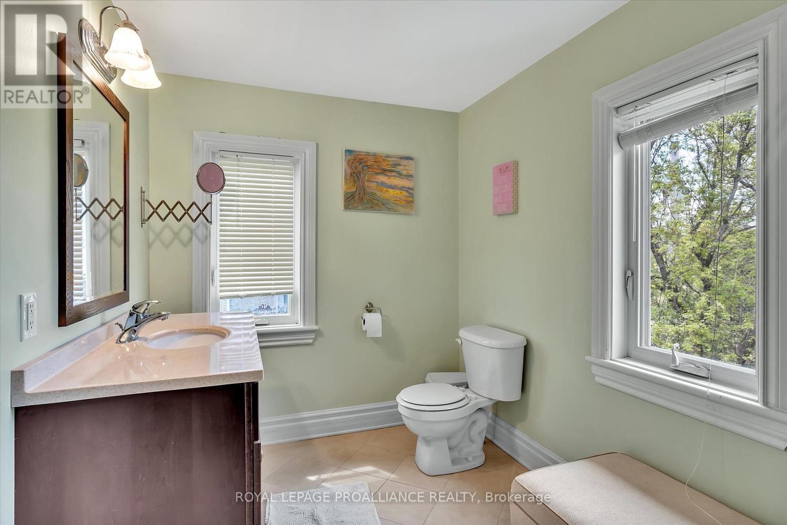 14 Burchat Street, Madawaska Valley, Ontario  K0J 1N0 - Photo 21 - X12159750