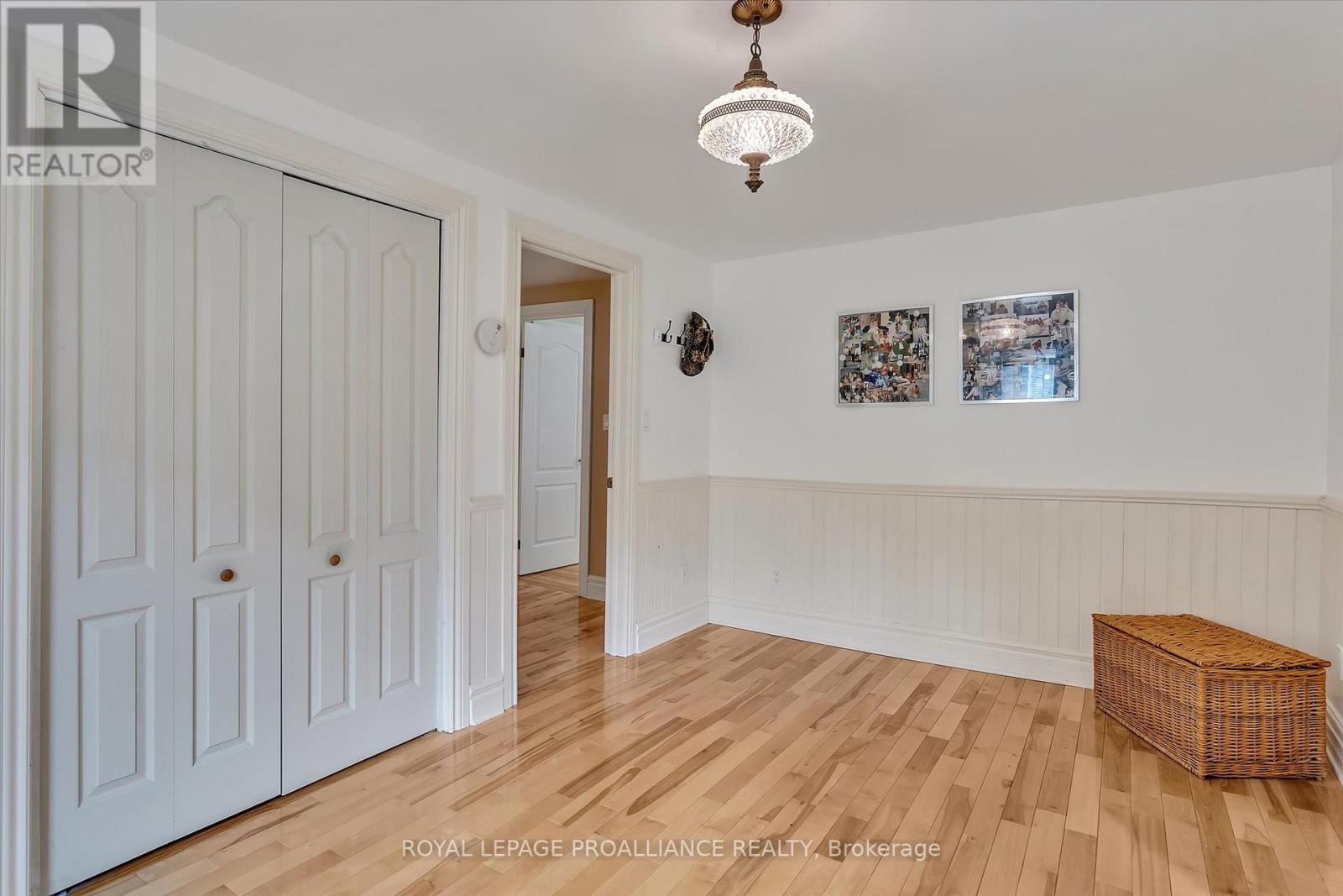 14 Burchat Street, Madawaska Valley, Ontario  K0J 1N0 - Photo 24 - X12159750