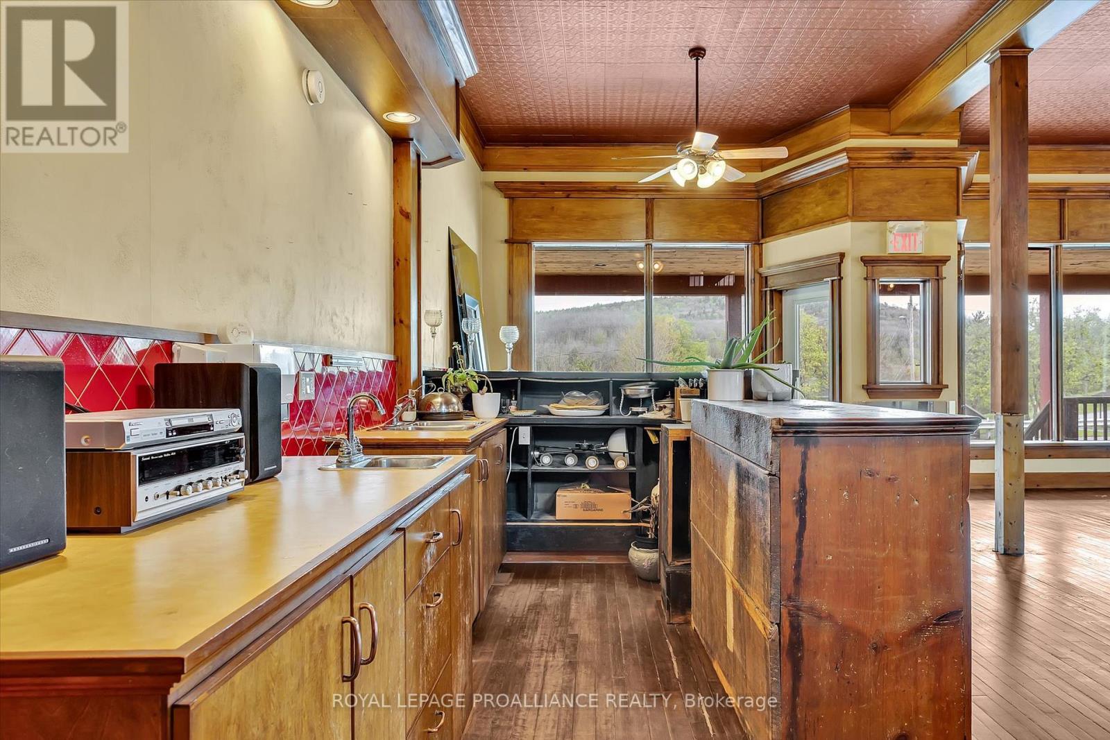 14 Burchat Street, Madawaska Valley, Ontario  K0J 1N0 - Photo 33 - X12159750