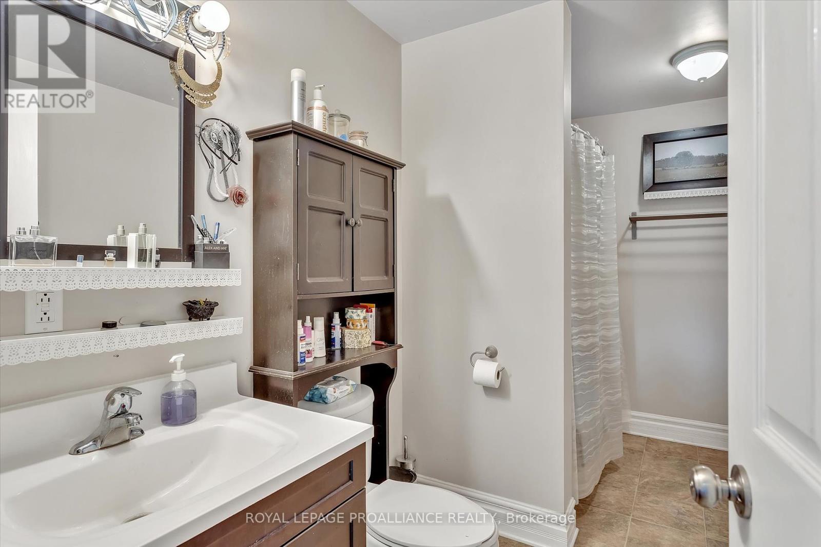 14 Burchat Street, Madawaska Valley, Ontario  K0J 1N0 - Photo 48 - X12159750