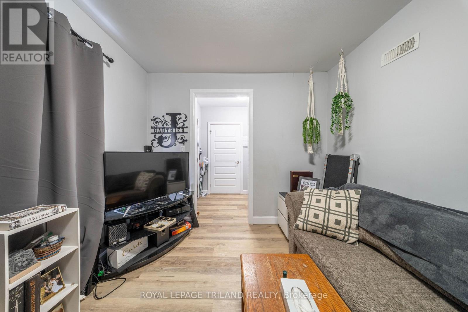 382 Wharncliffe Road S, London, Ontario  N6J 2M1 - Photo 7 - X12159652