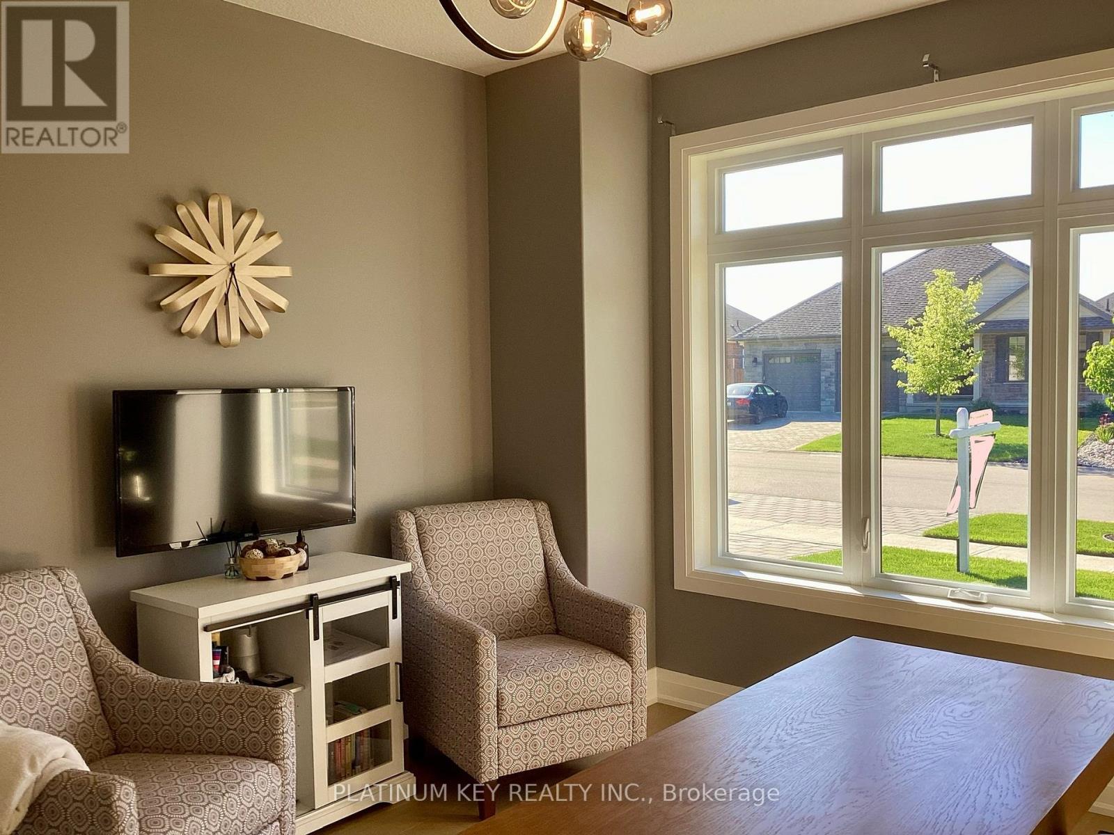 Photo 22 of 47 for 2119 Lockwood Crescent