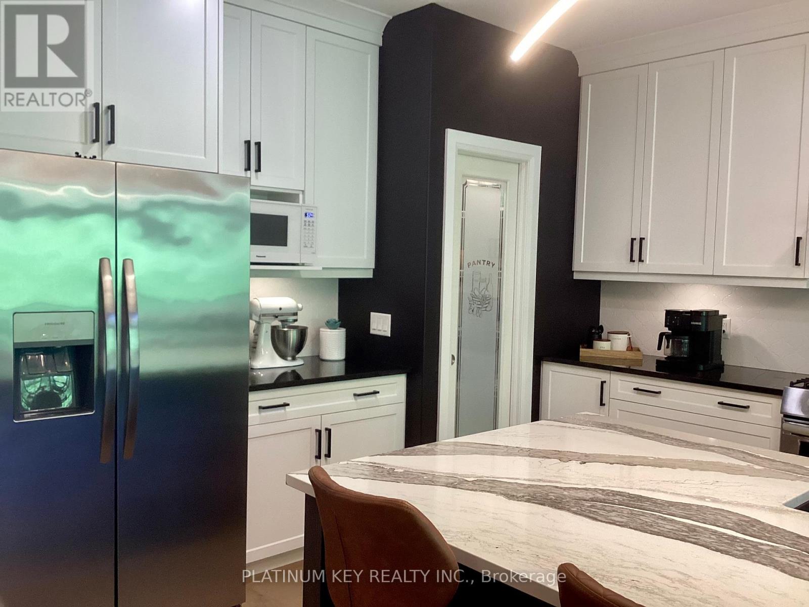 Photo 9 of 47 for 2119 Lockwood Crescent