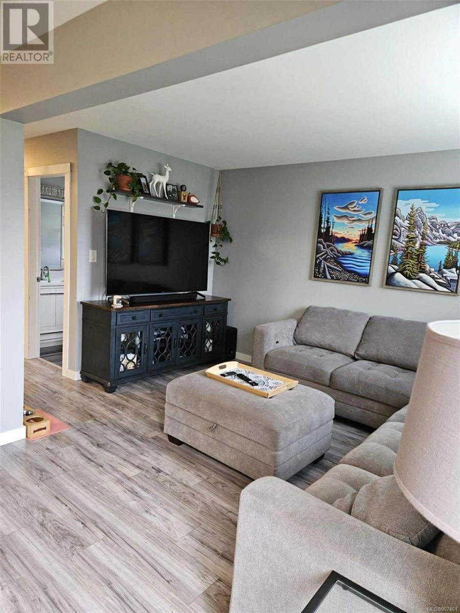 A 264 Westgate Rd, Campbell River, British Columbia  V9W 1R7 - Photo 9 - 997461