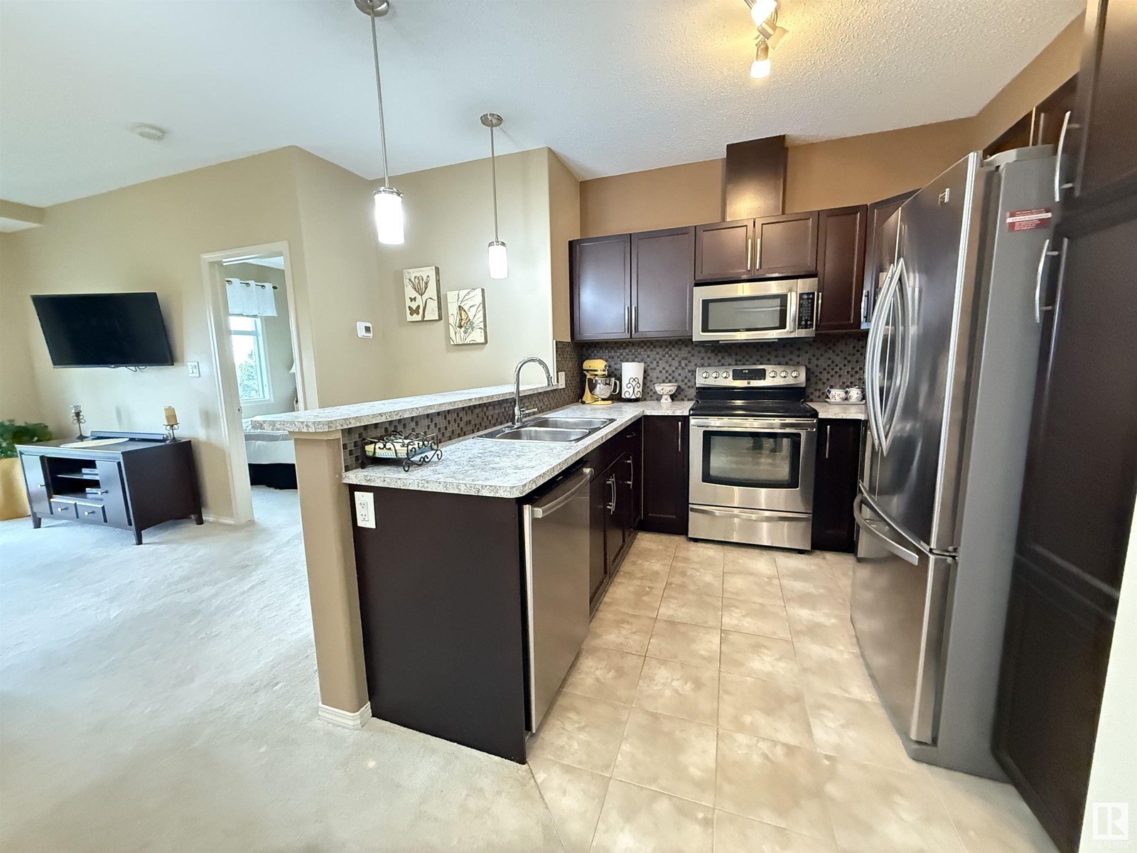 #341 7825 71 St Nw, Edmonton, Alberta  T6B 3R9 - Photo 3 - E4437399