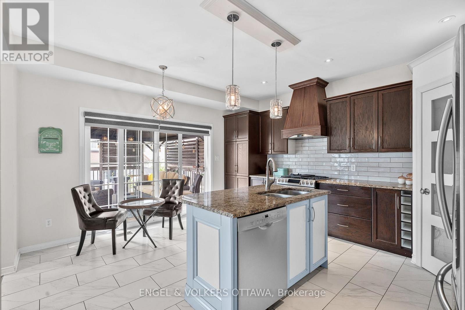 313 Lecanto Terrace, Ottawa, Ontario  K2J 0W8 - Photo 13 - X12159727