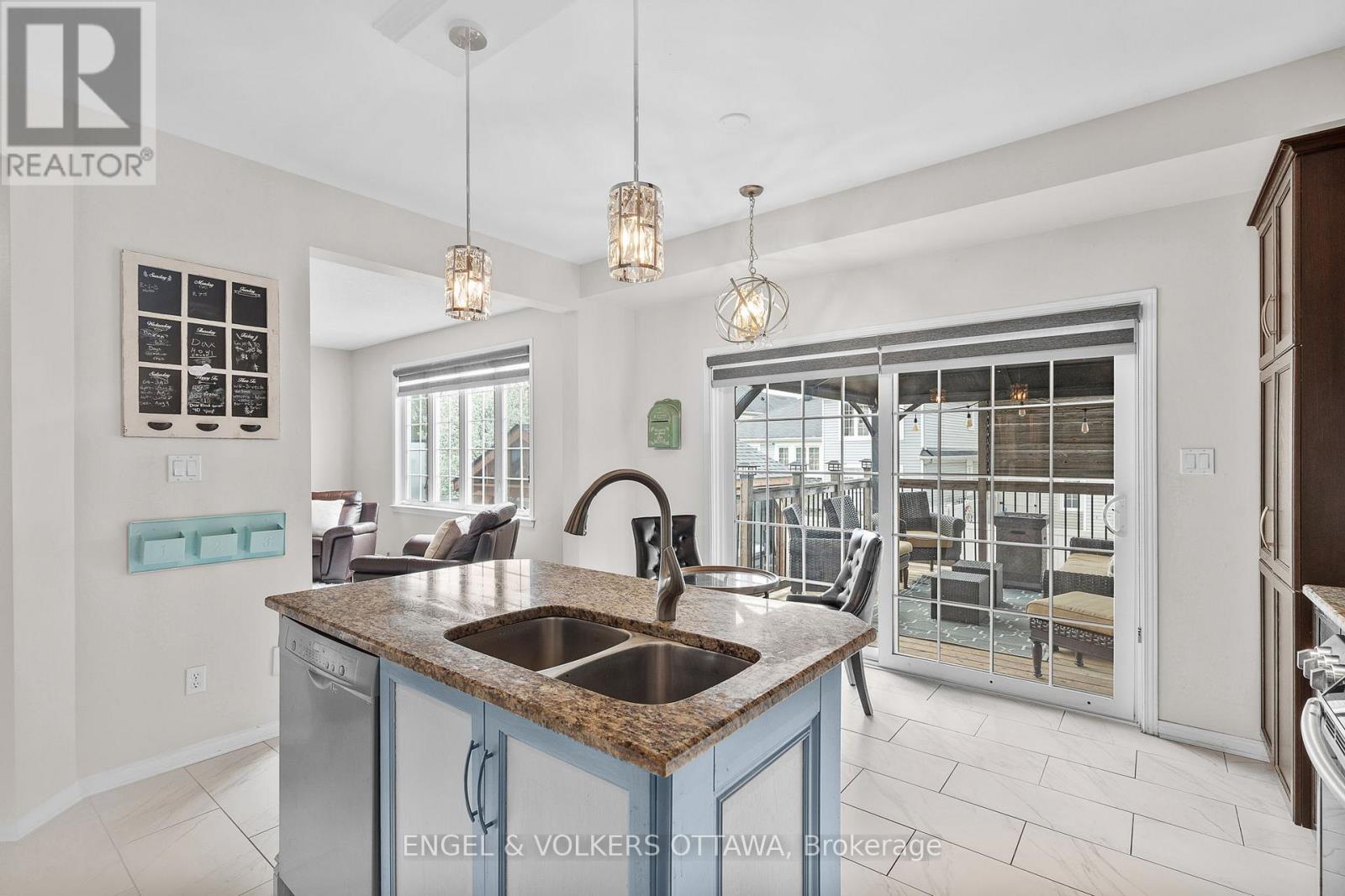 313 Lecanto Terrace, Ottawa, Ontario  K2J 0W8 - Photo 16 - X12159727