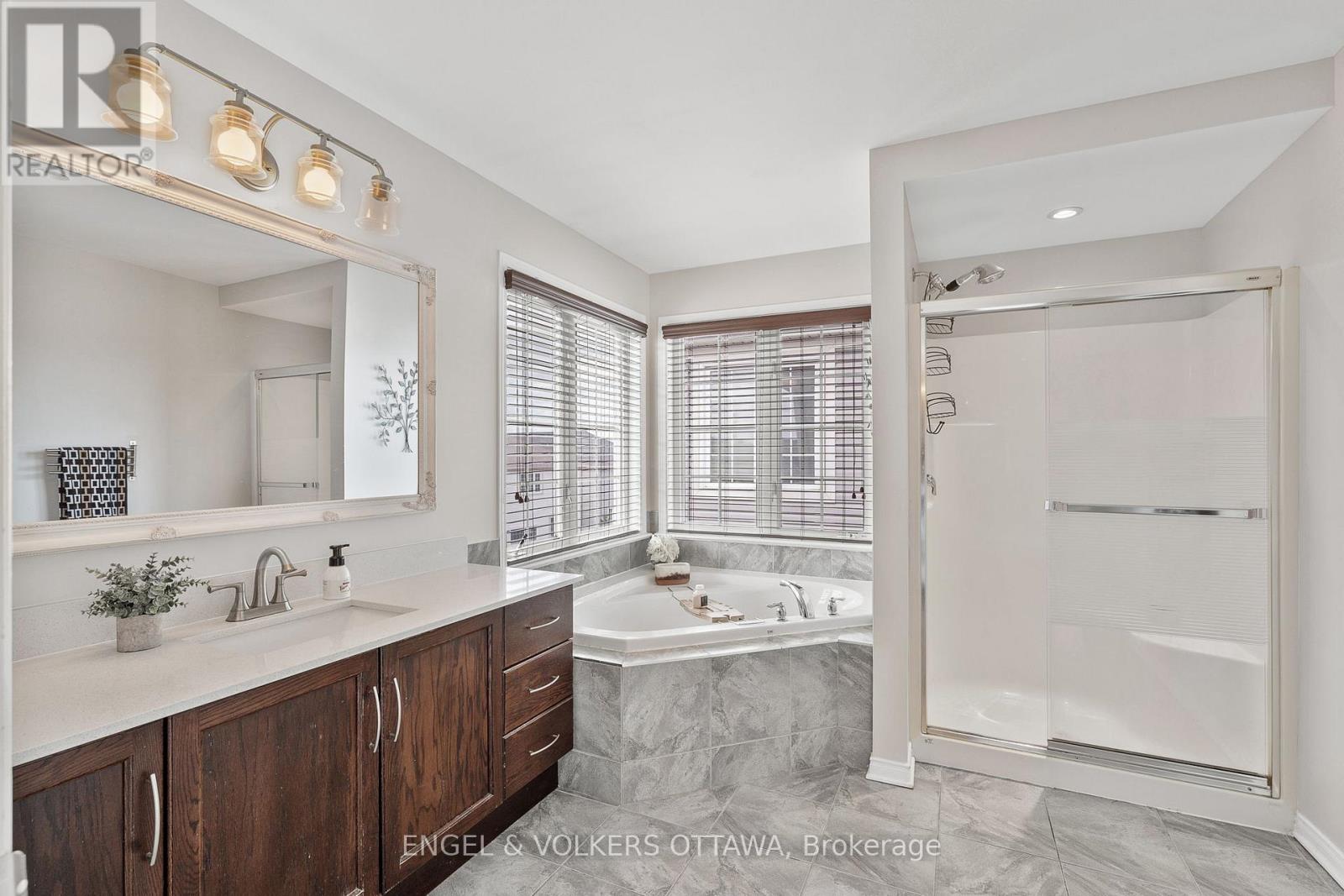 313 Lecanto Terrace, Ottawa, Ontario  K2J 0W8 - Photo 24 - X12159727