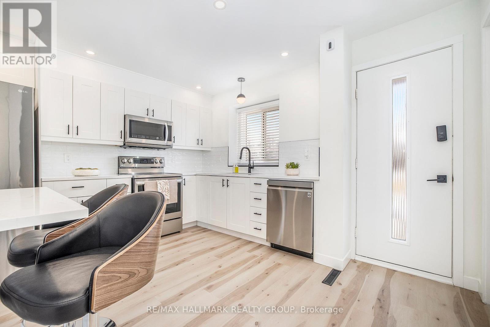 Property at 27 - 97 PICKFORD DRIVE image 4