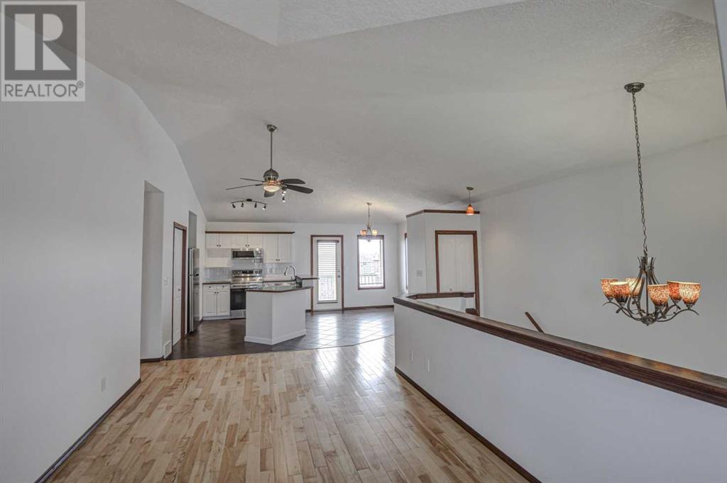 101 Shawbrooke Green Sw, Calgary, Alberta  T2Y 3B8 - Photo 9 - A2213238