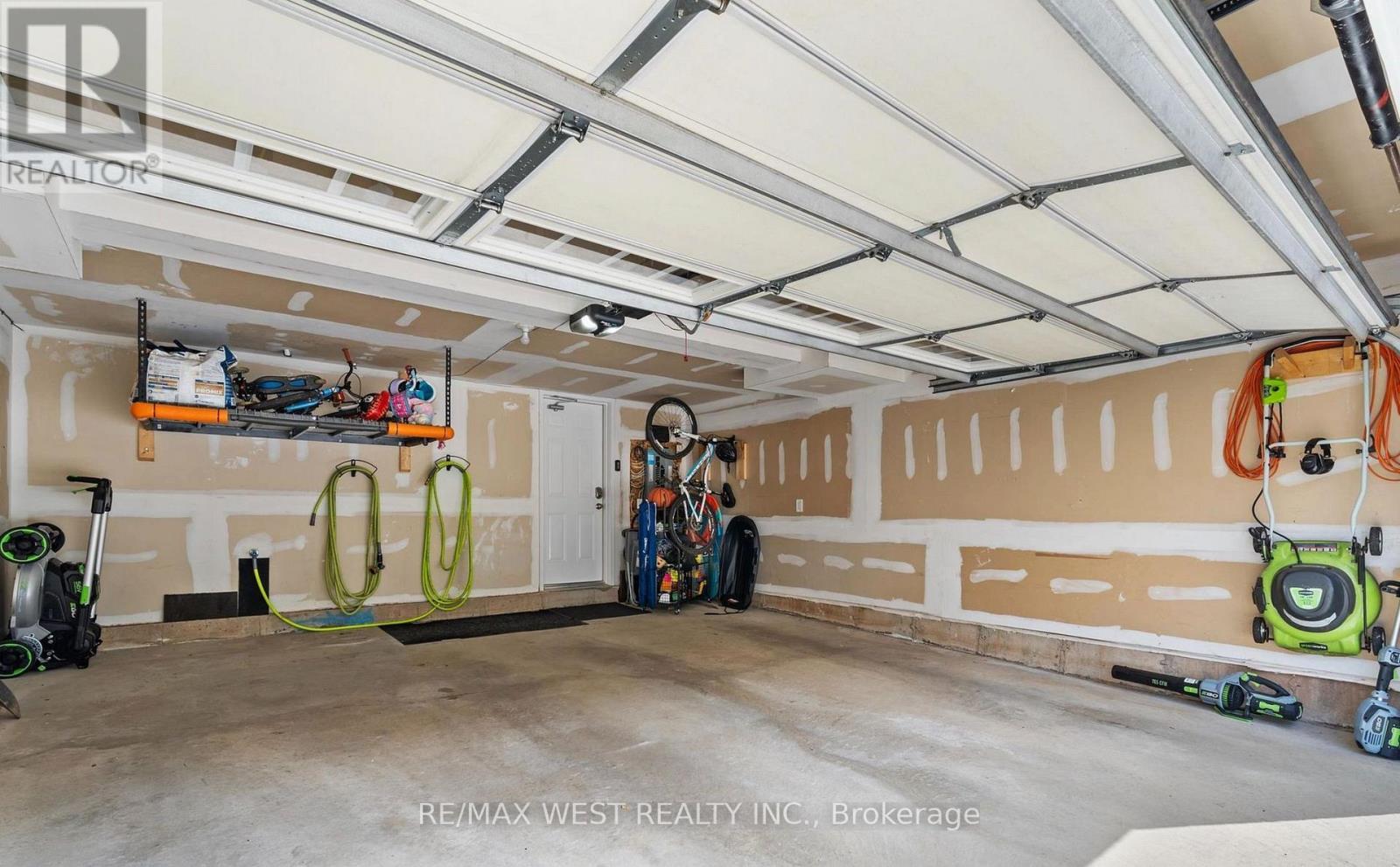 76 - 22 Spring Creek Drive, Hamilton, Ontario  L8B 1V7 - Photo 15 - X12158761