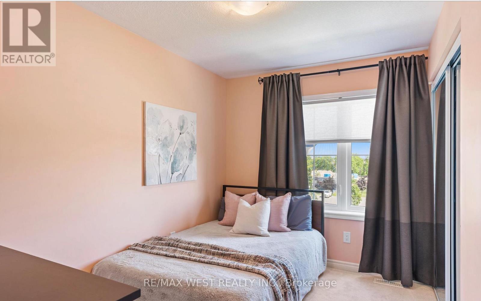 76 - 22 Spring Creek Drive, Hamilton, Ontario  L8B 1V7 - Photo 12 - X12158761
