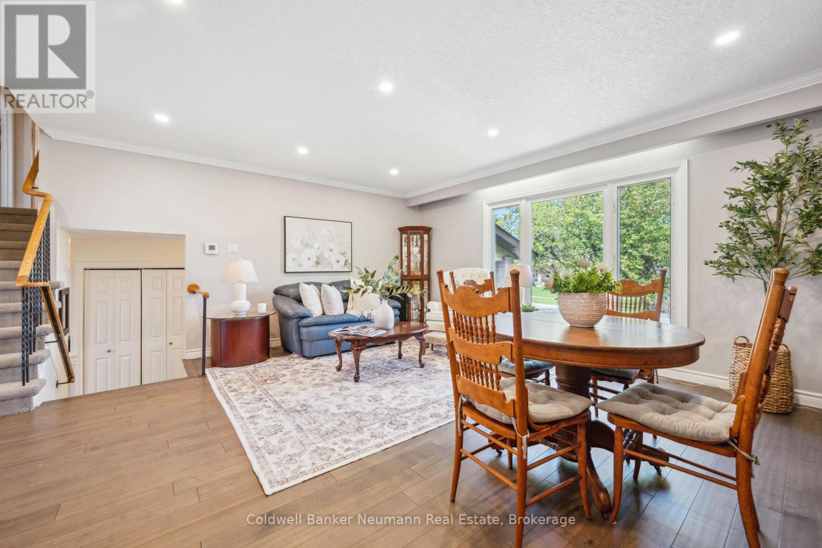 482 Gowland Crescent, Milton, Ontario  L9T 4E5 - Photo 11 - W12159598