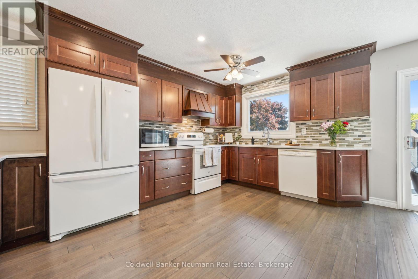 482 Gowland Crescent, Milton, Ontario  L9T 4E5 - Photo 13 - W12159598