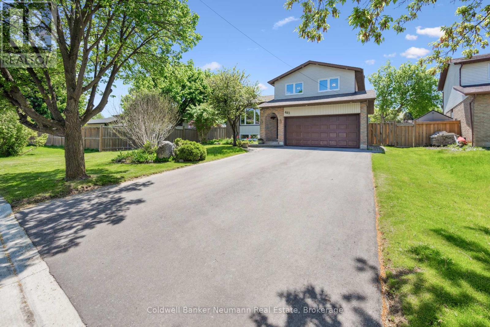 482 Gowland Crescent, Milton, Ontario  L9T 4E5 - Photo 3 - W12159598