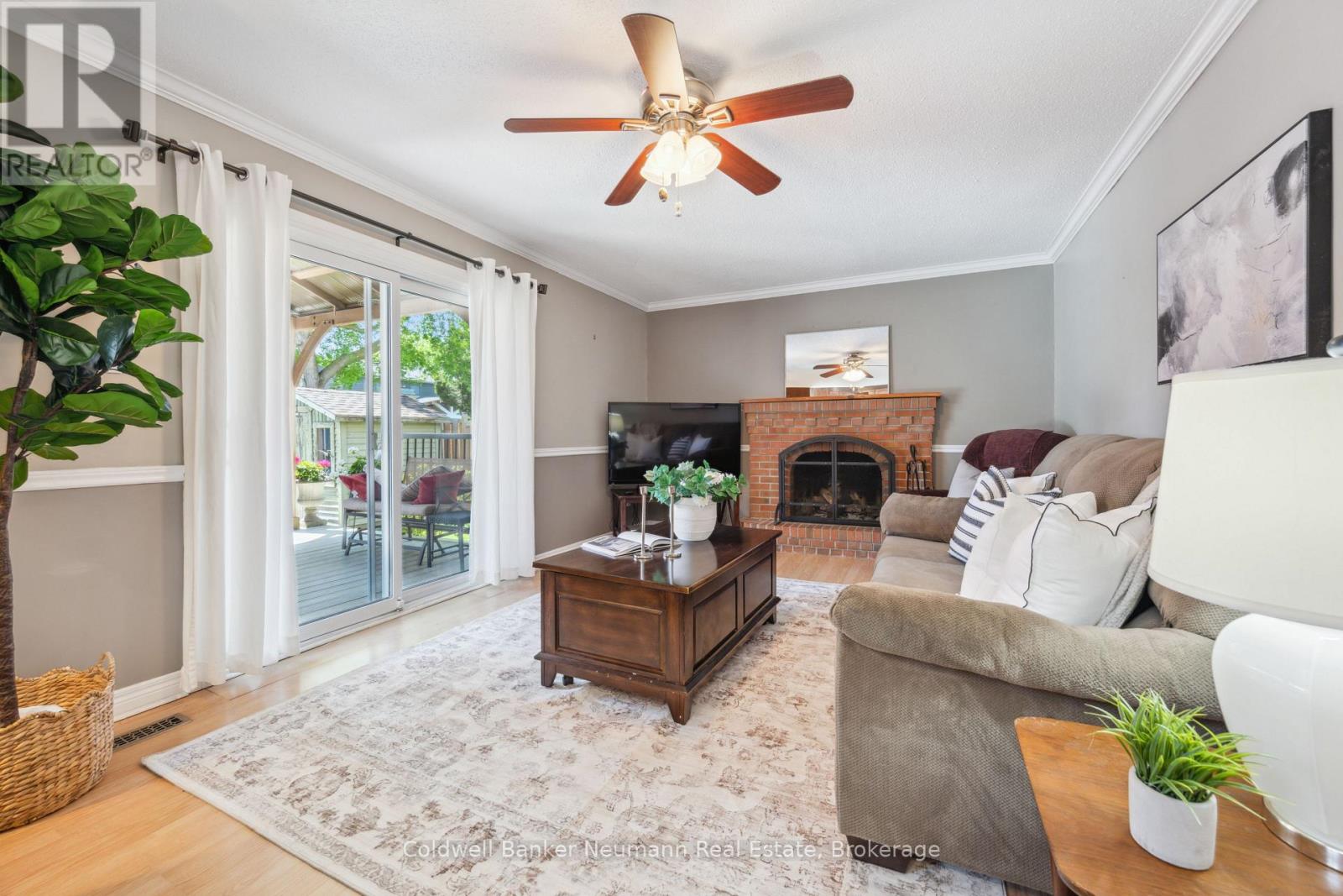 482 Gowland Crescent, Milton, Ontario  L9T 4E5 - Photo 7 - W12159598