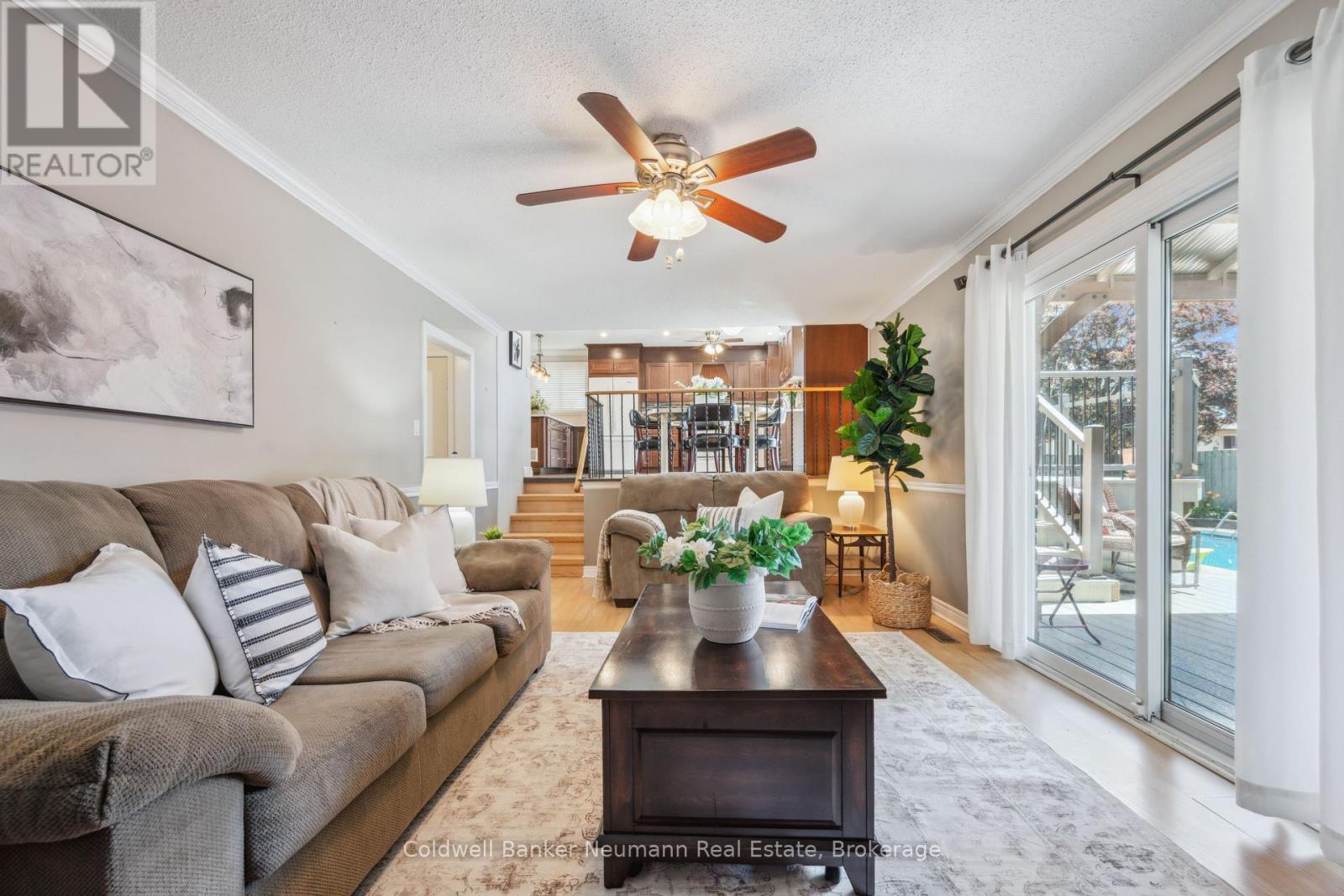 482 Gowland Crescent, Milton, Ontario  L9T 4E5 - Photo 9 - W12159598