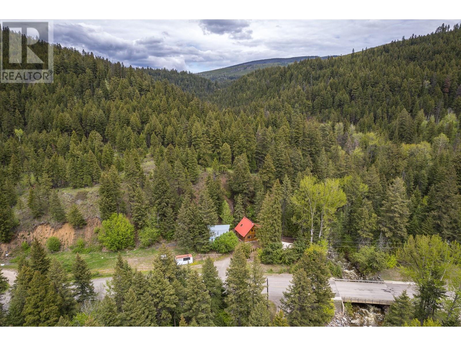 4369 Chase Falkland Road, Falkland, BC V0E1W1