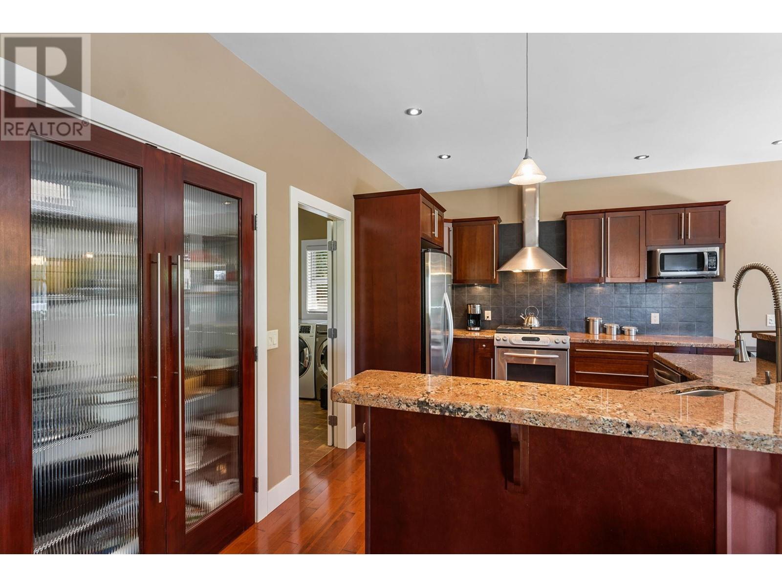 5200 Cobble Court, Kelowna, British Columbia  V1W 4Y8 - Photo 17 - 10348516