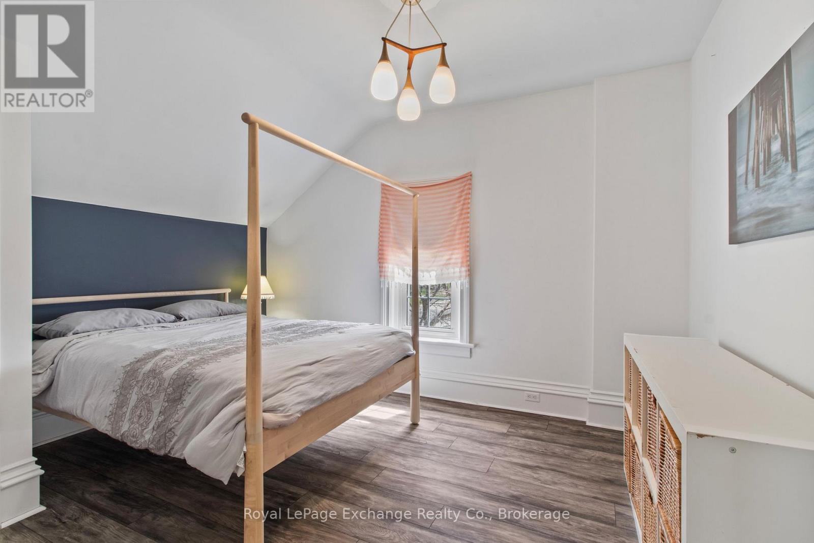 1180 Queen Street, Kincardine, Ontario  N2Z 1G5 - Photo 16 - X12159725