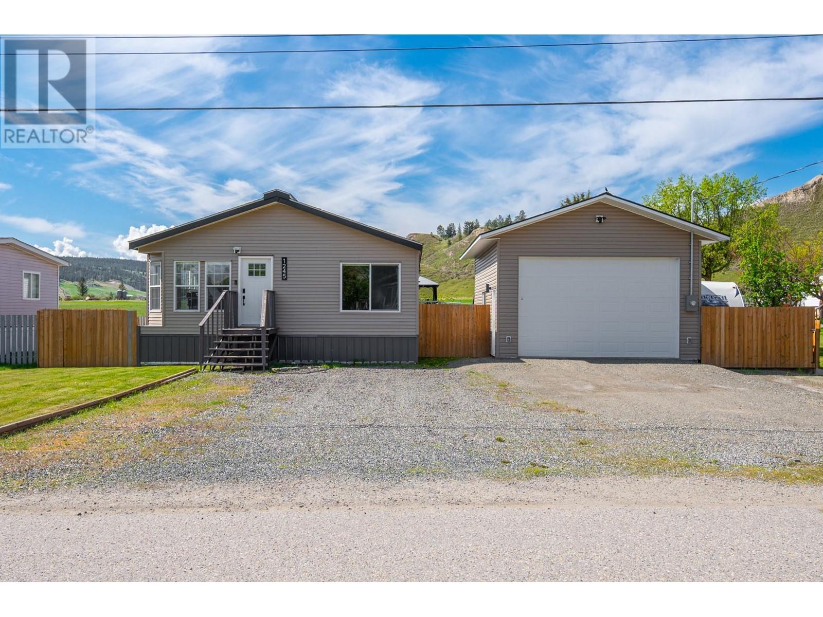 1245 Decamillis Road, Kamloops, British Columbia  V0E 2P0 - Photo 23 - 10348091