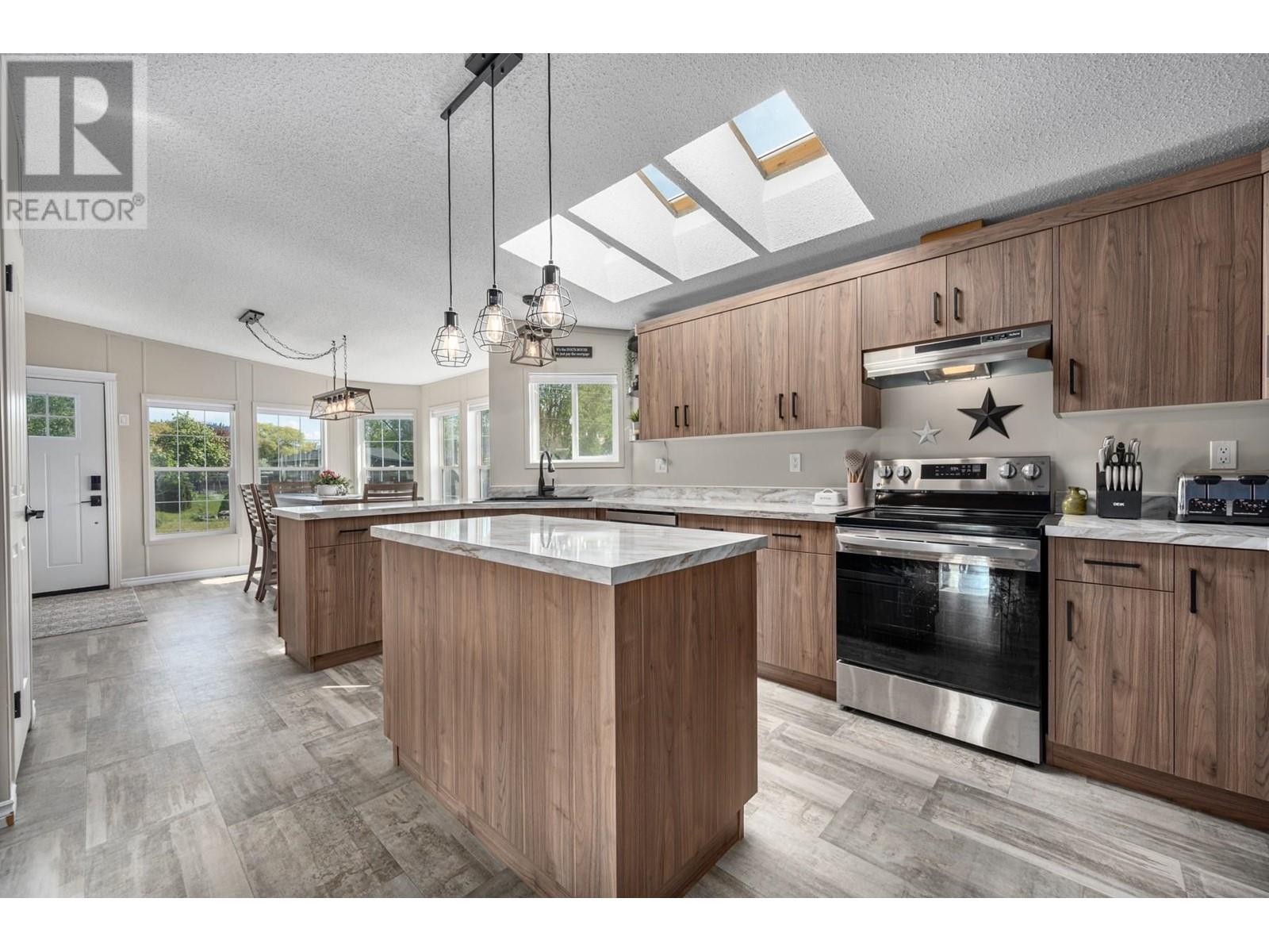 1245 DECAMILLIS Road, Kamloops, BC V0E2P0