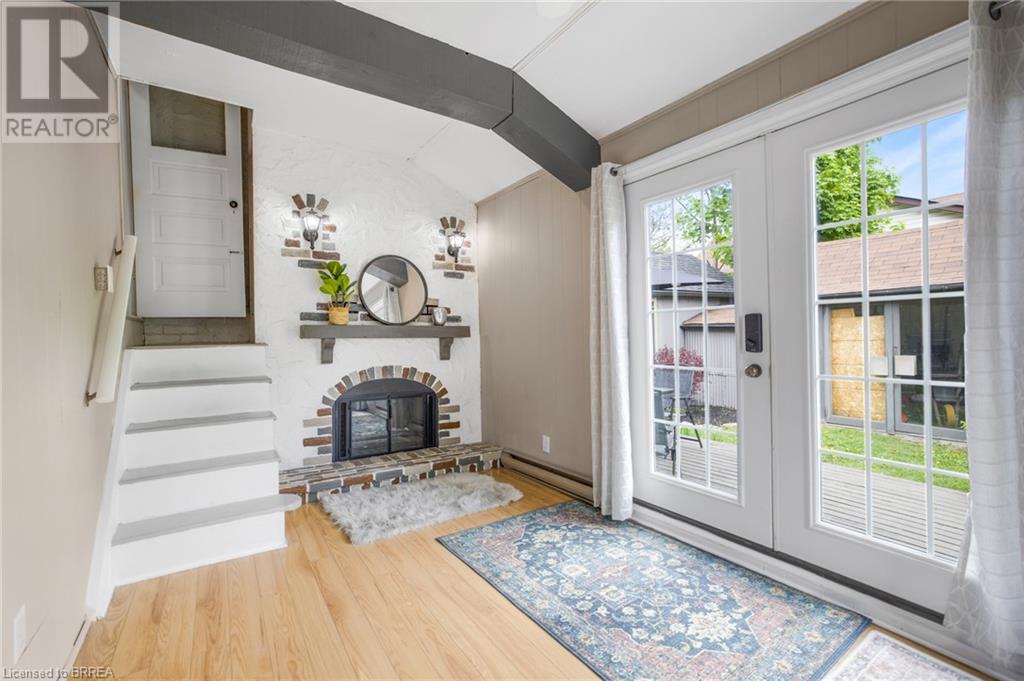 209 Murray Street, Brantford, Ontario  N3S 5R8 - Photo 12 - 40729707