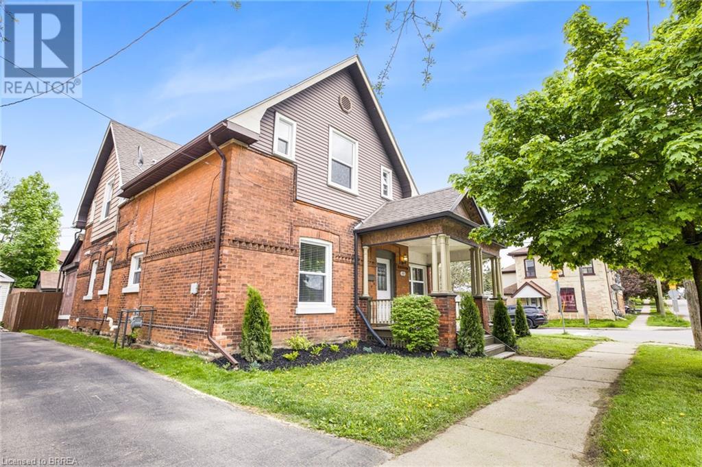 Property at 209 MURRAY Street image 3