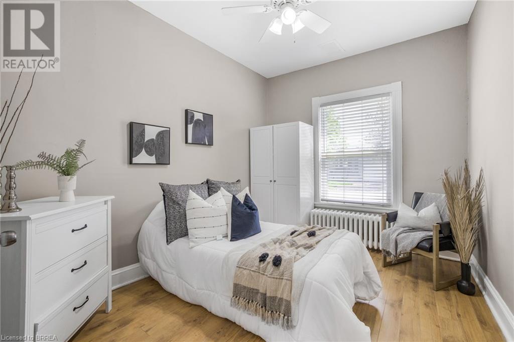 209 Murray Street, Brantford, Ontario  N3S 5R8 - Photo 14 - 40729707