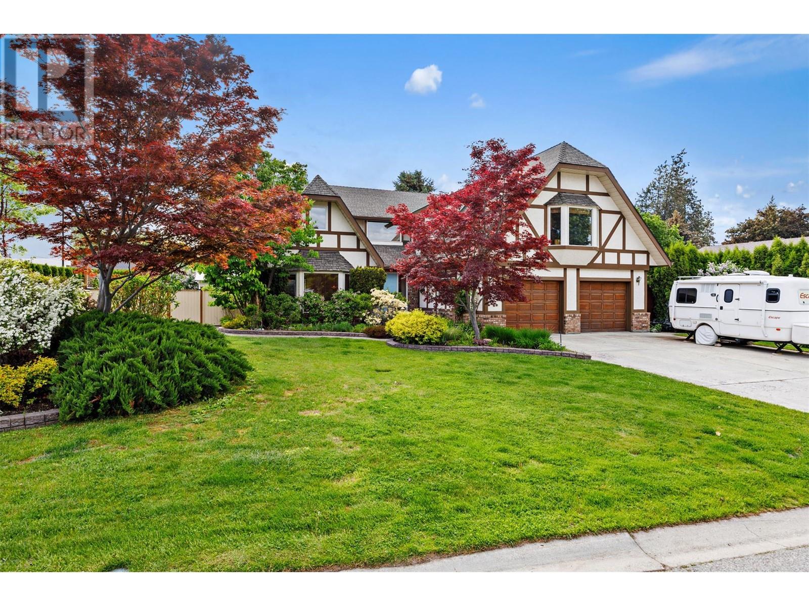 4350 Kensington Drive, Kelowna, British Columbia