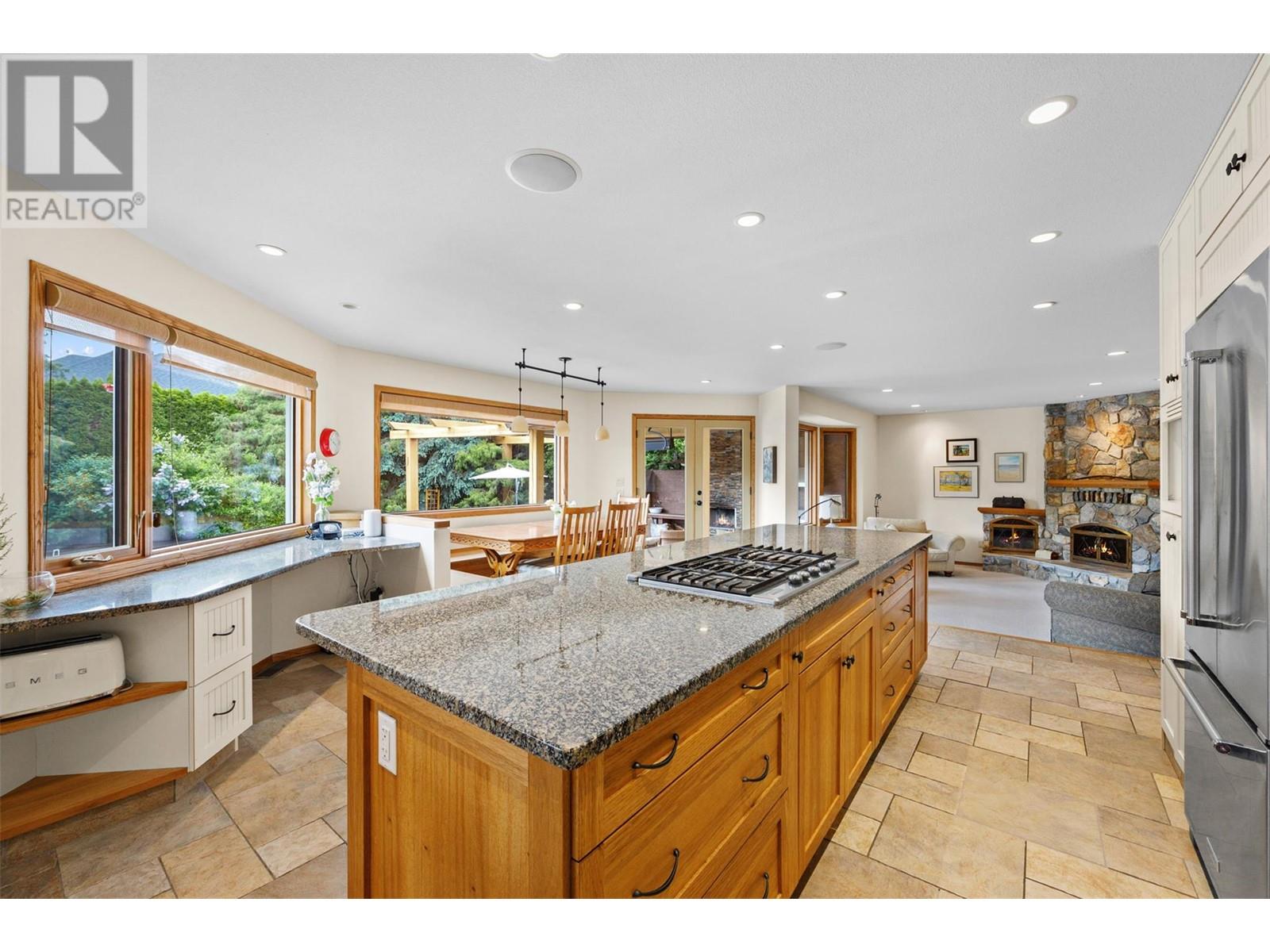 4350 Kensington Drive, Kelowna, British Columbia  V1W 2L8 - Photo 11 - 10347128