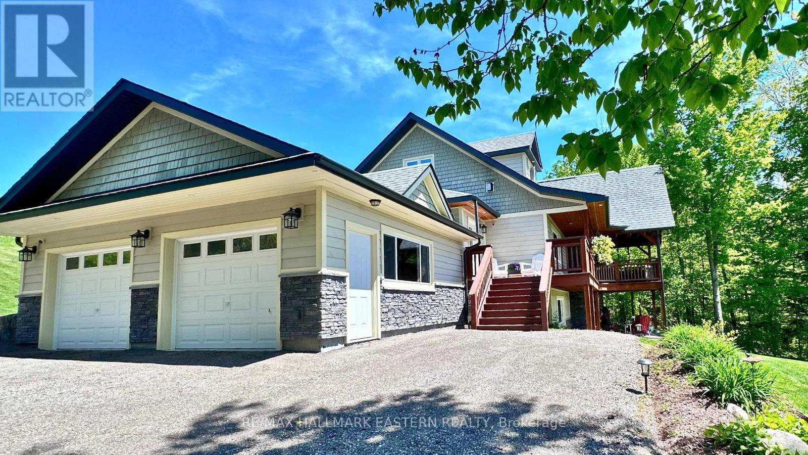 Property at 23 WOODLAND TRAIL image 2