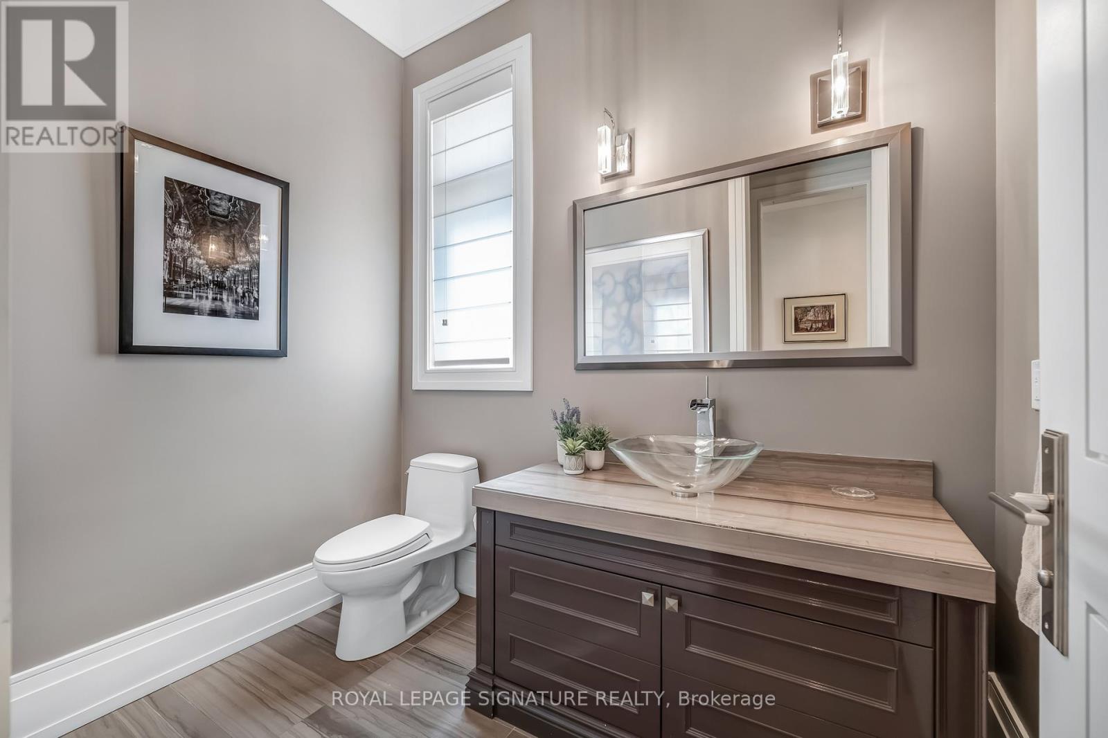 15 Delavan Avenue, Toronto, Ontario  M5P 1T2 - Photo 18 - C12159534