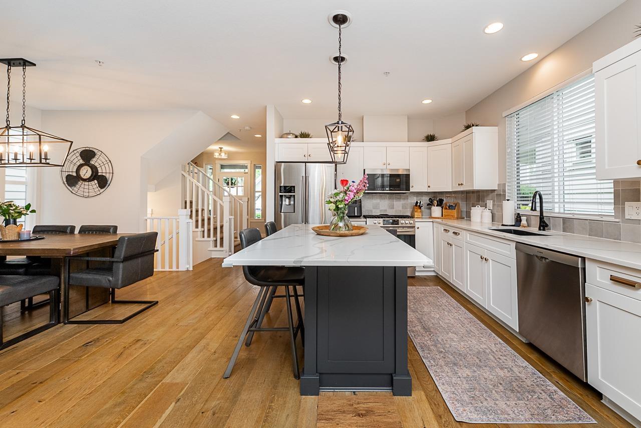23132 Muench Trail, Langley, British Columbia  V1M 4G6 - Photo 8 - R3004086
